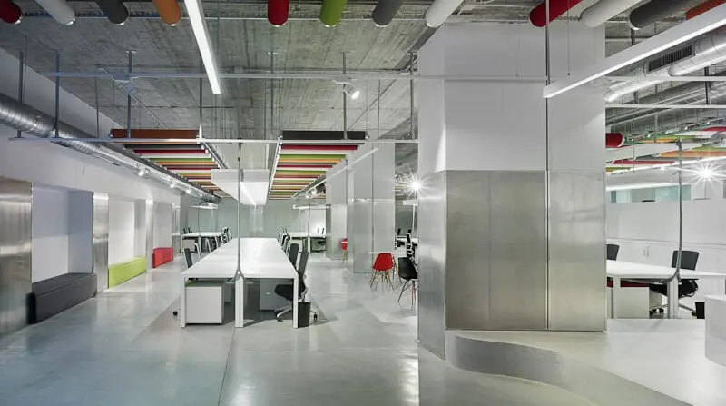 Papagaio's office